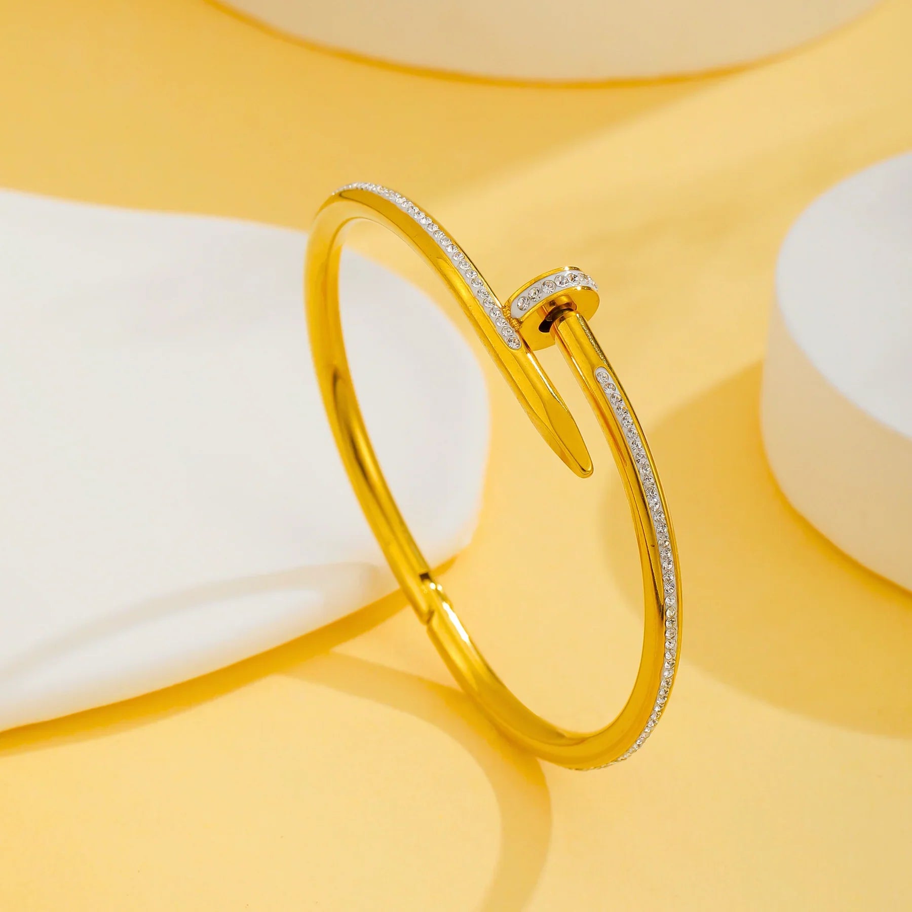 Nail Diamond Bracelet-1