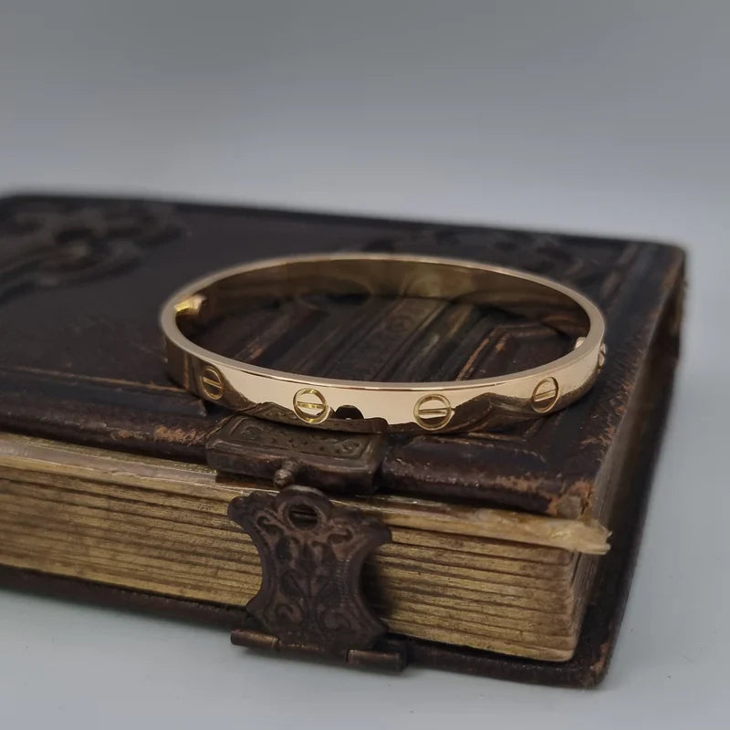 Elegant Screw Bangle Bracelet – Luxury Designer Style-4